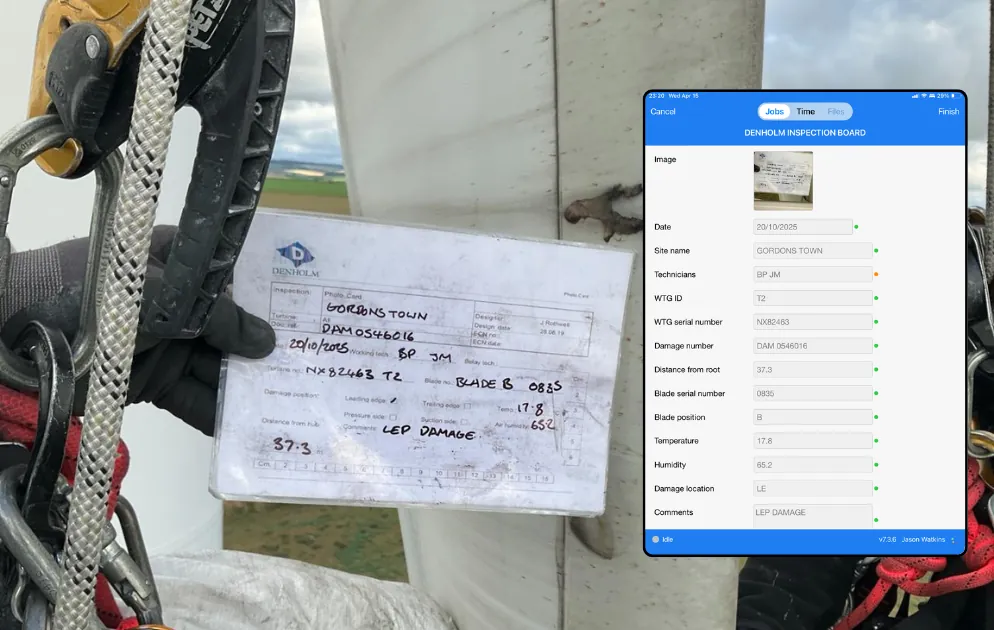 Collabaro Field BLADE™-Funktion — ein Techniker fotografiert ein ausgefülltes Papier-Inspektionsboard und die App extrahiert automatisch alle Felder mit Konfidenz-Bewertung